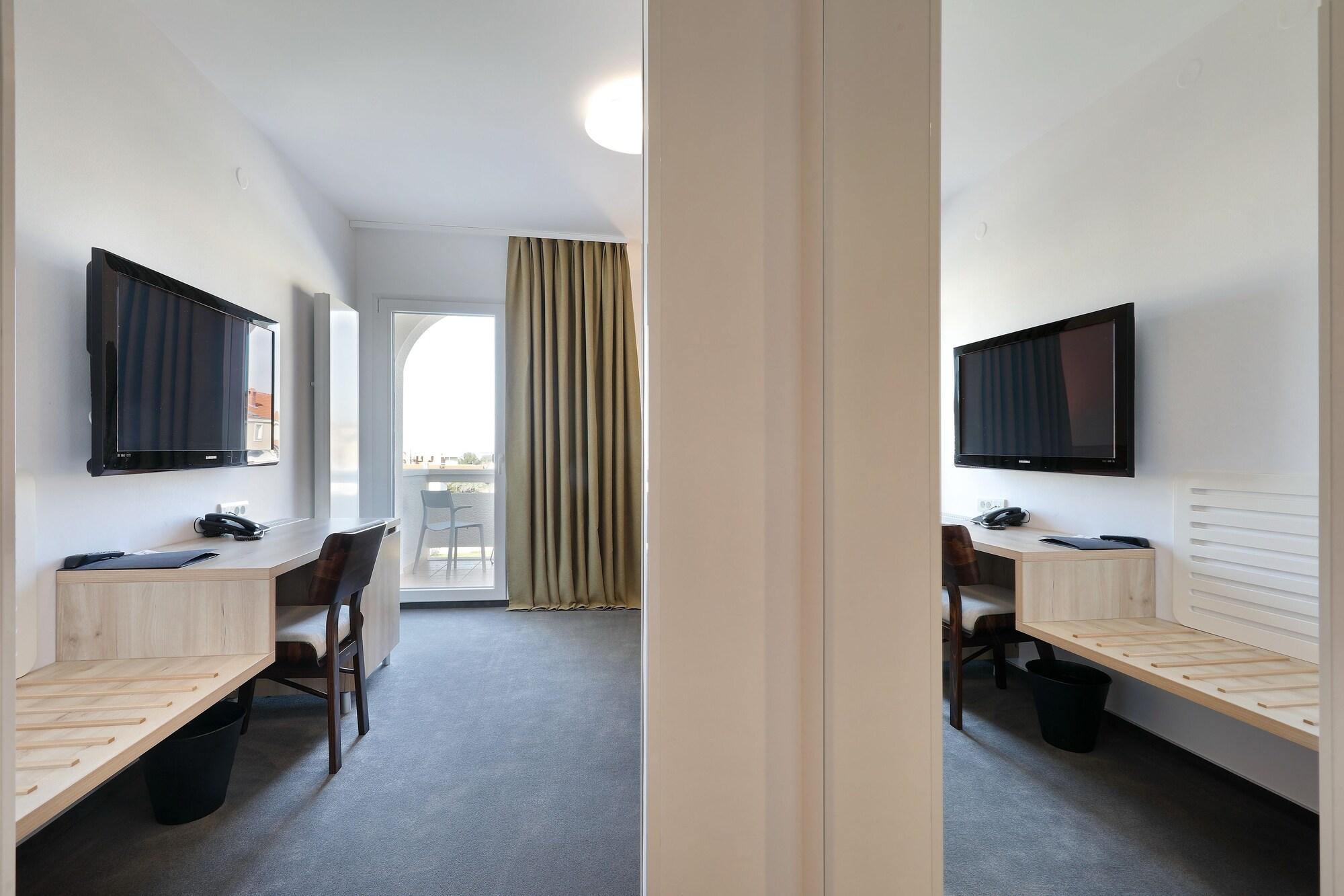 Hotel Mediteran Zadar Dış mekan fotoğraf