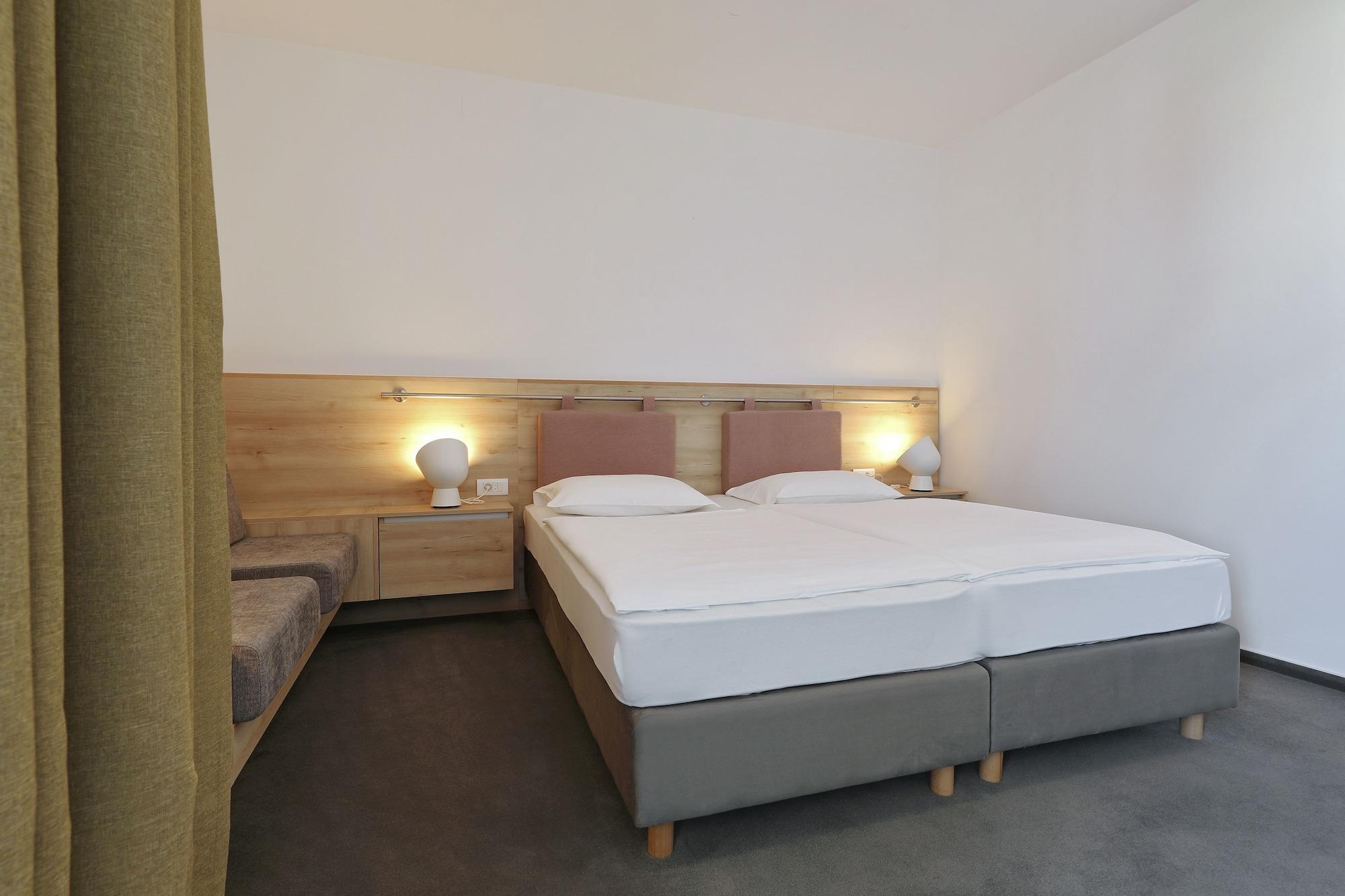 Hotel Mediteran Zadar Dış mekan fotoğraf
